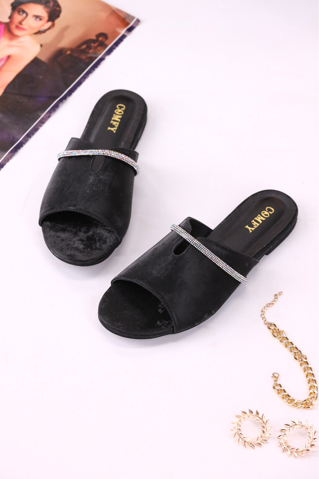 Elegant Synthetic Leather Casual wear Slippers (108)