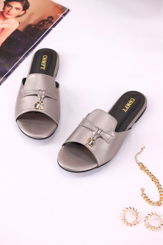 Elegant Synthetic Leather Casual wear Flat Slippers (109)