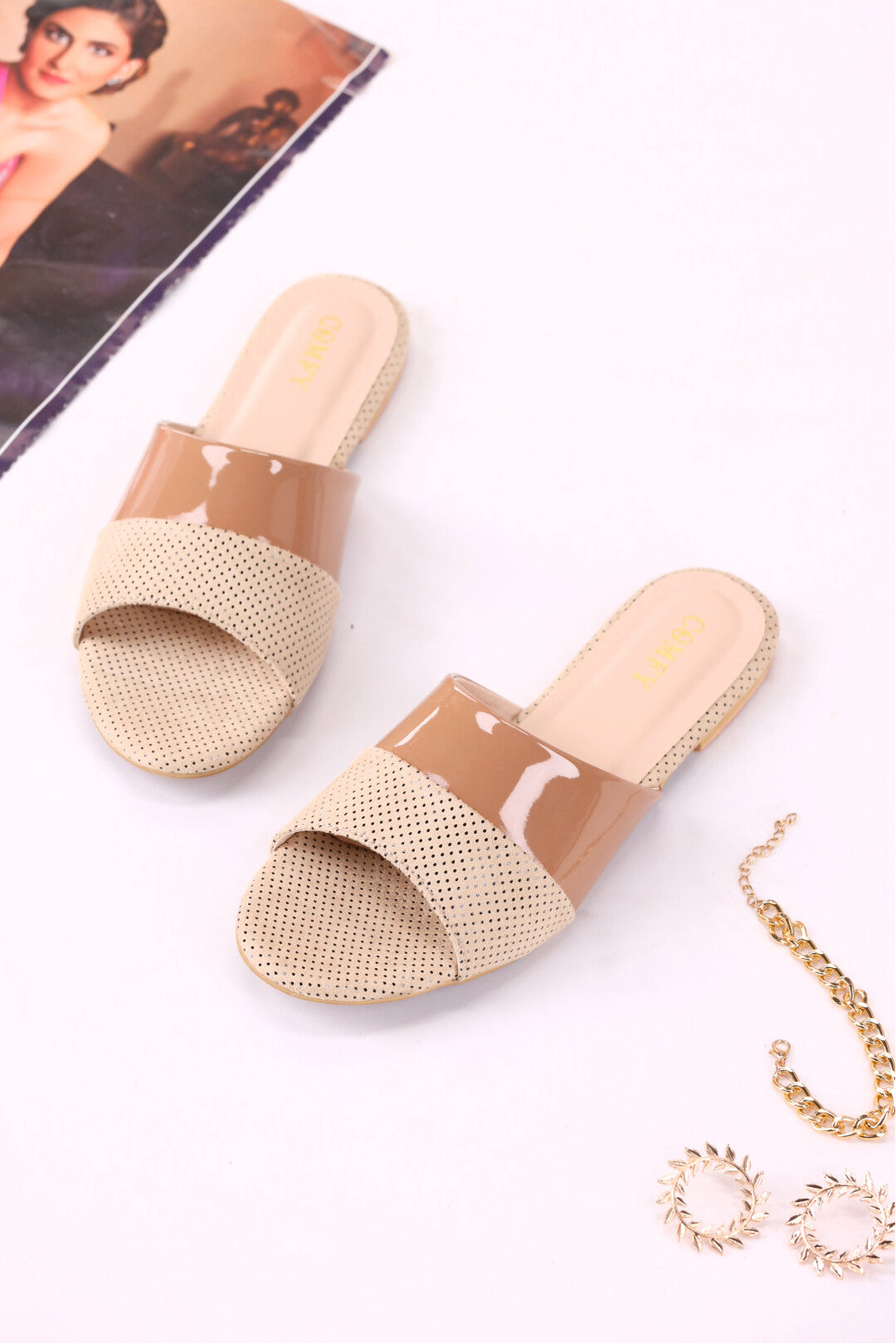 Elegant Synthetic Leather Flat Slippers (112)